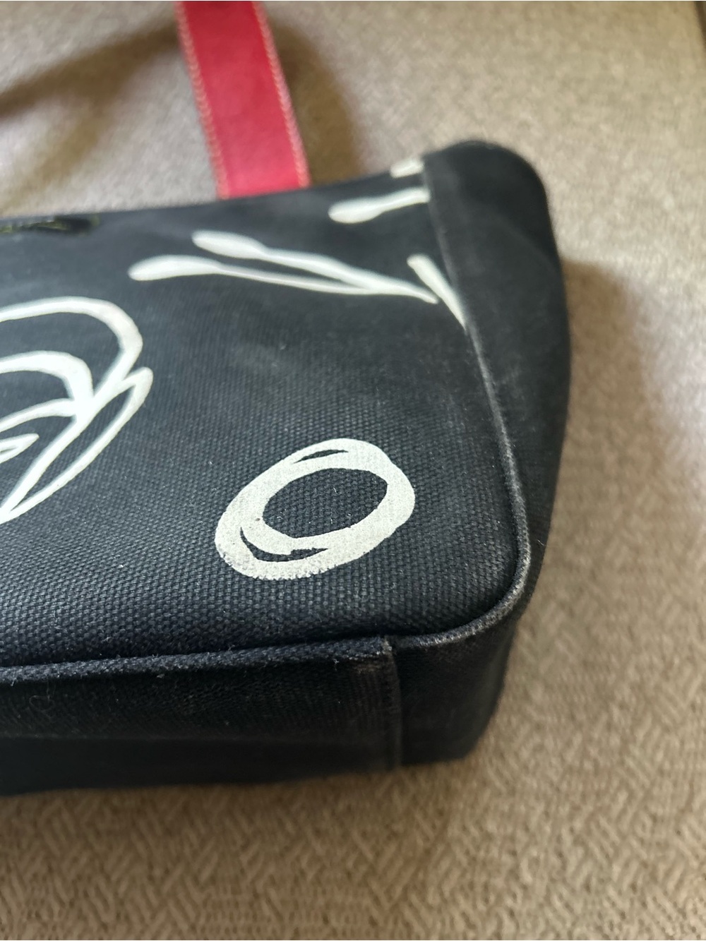 kate spade M Kalman Vtg Rare Black Canvas Bag Red Leather Handles Artsy Pop Art - Picture 4 of 16